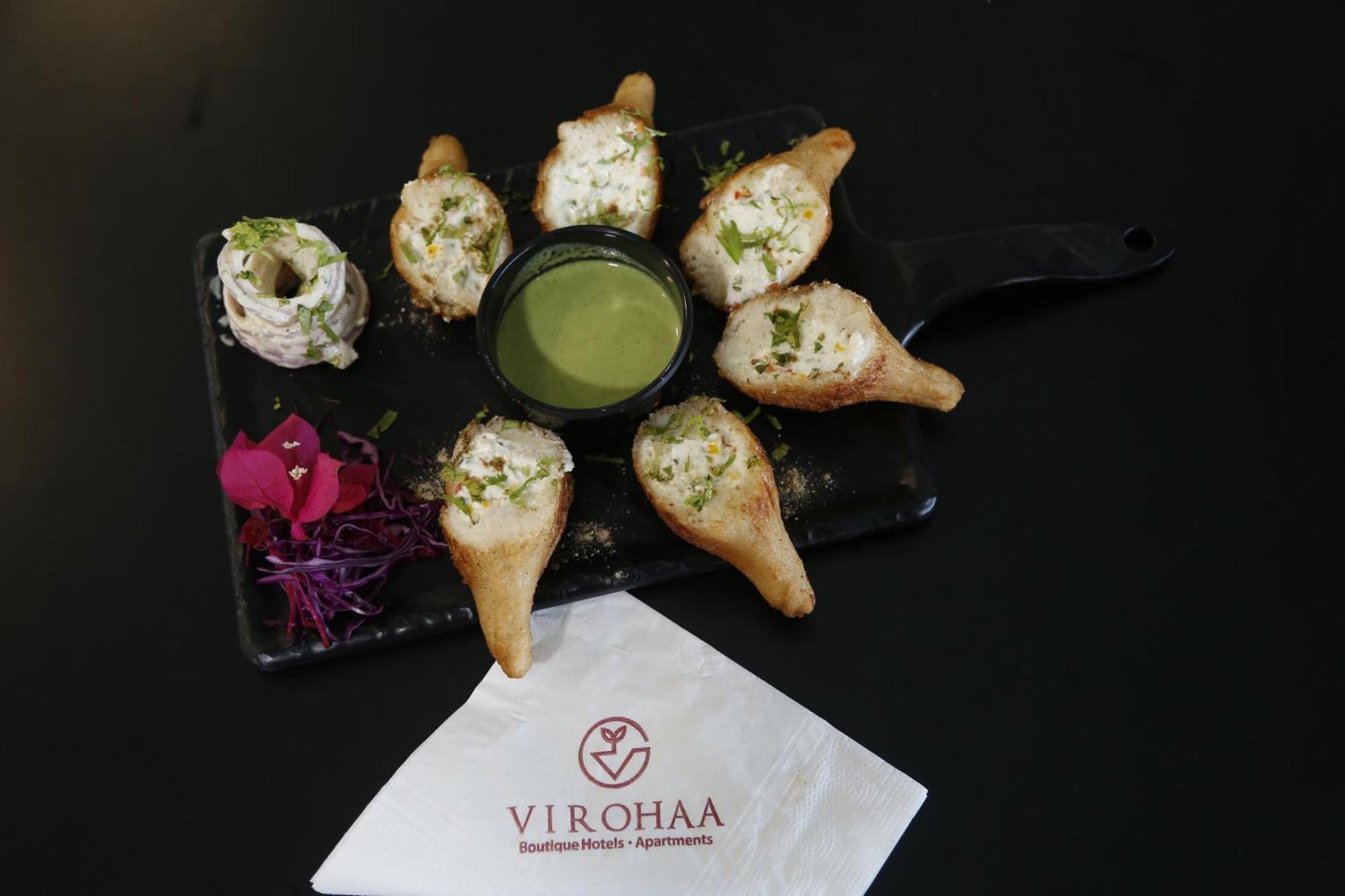 Virohaa Garden Hotel Gáziábád Kültér fotó
