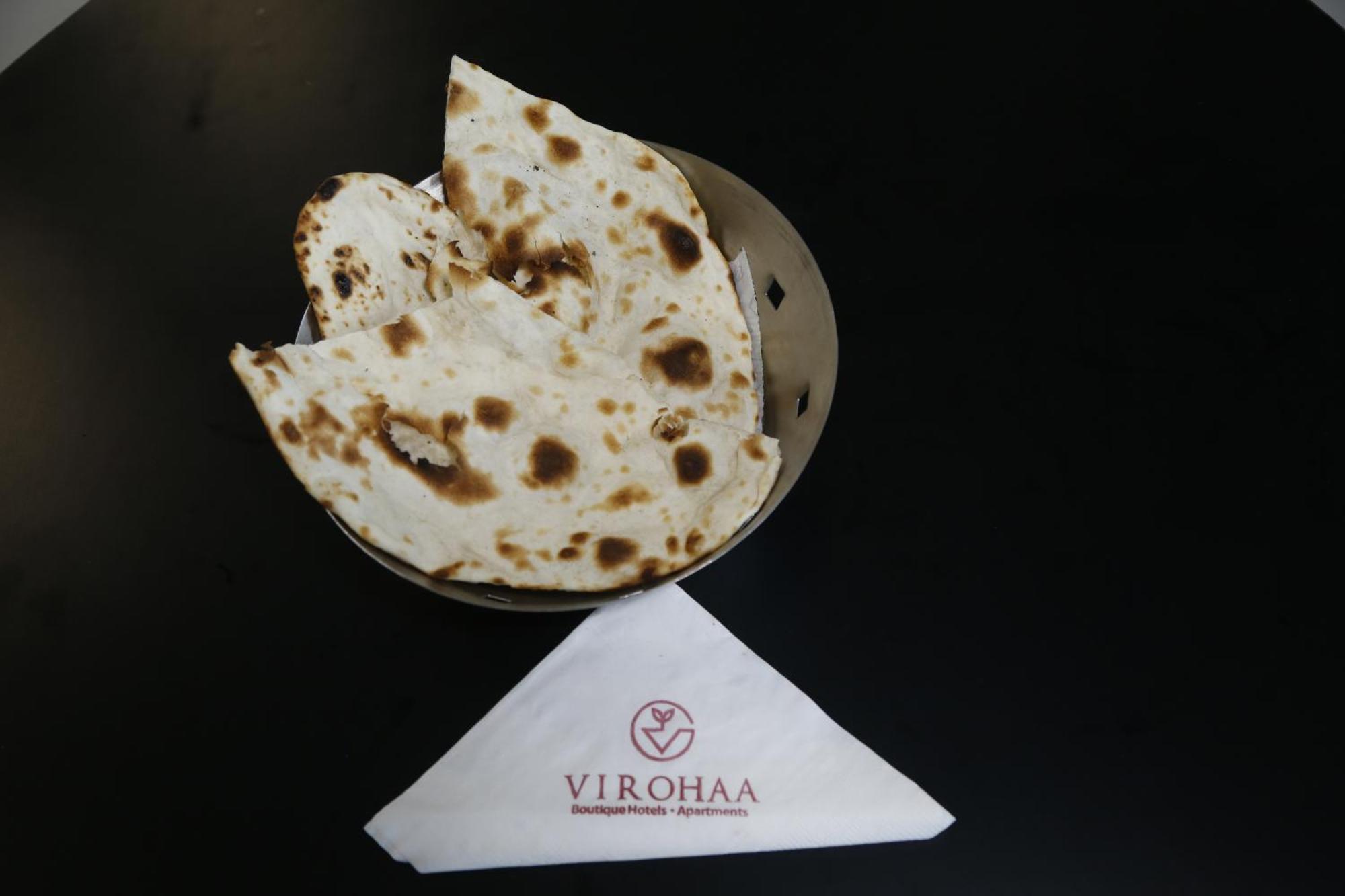 Virohaa Garden Hotel Gáziábád Kültér fotó