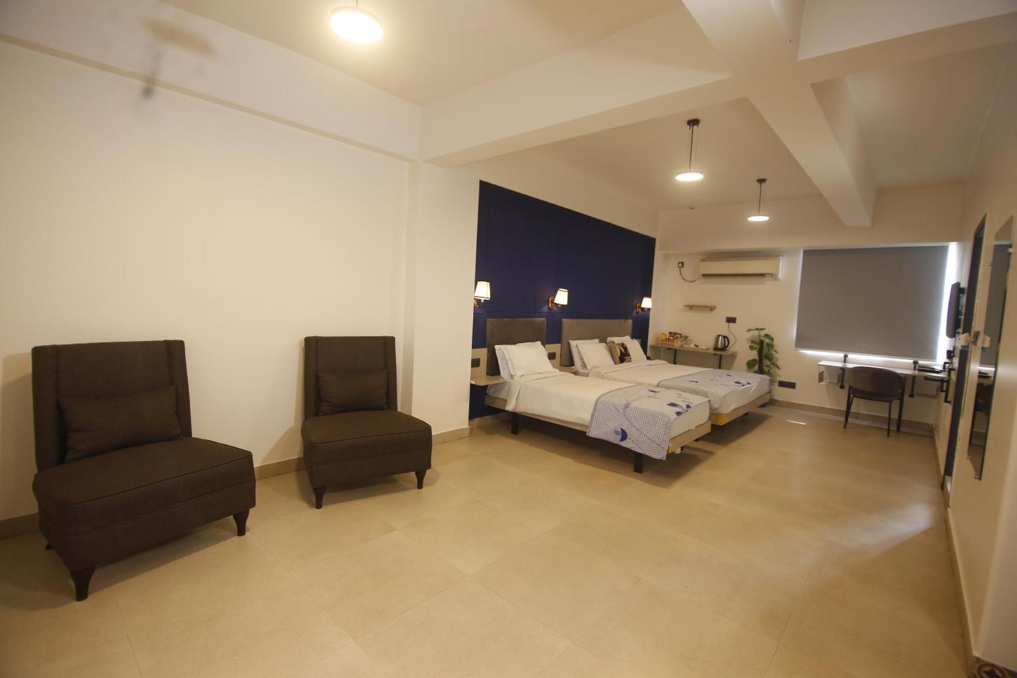 Virohaa Garden Hotel Gáziábád Kültér fotó
